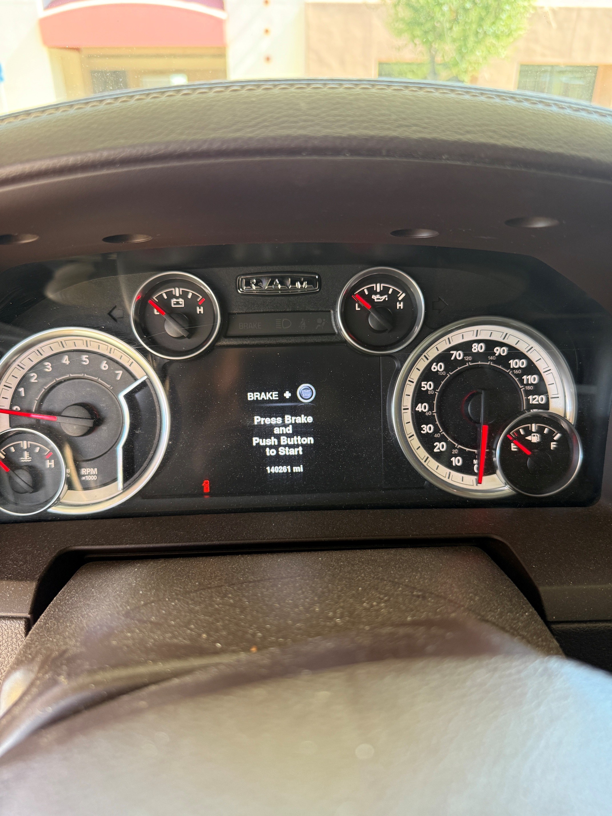 Used 2014 RAM 1500 Laramie w/ Convenience Group AWD/4WD image 17