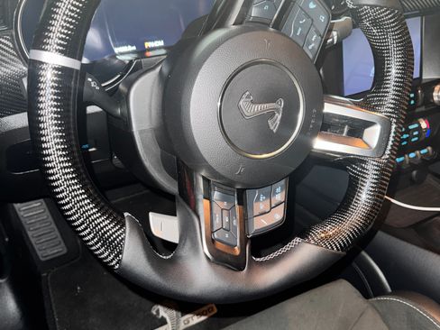 Used 2021 Ford Mustang Shelby GT500 w/ Technology Package RWD image 13