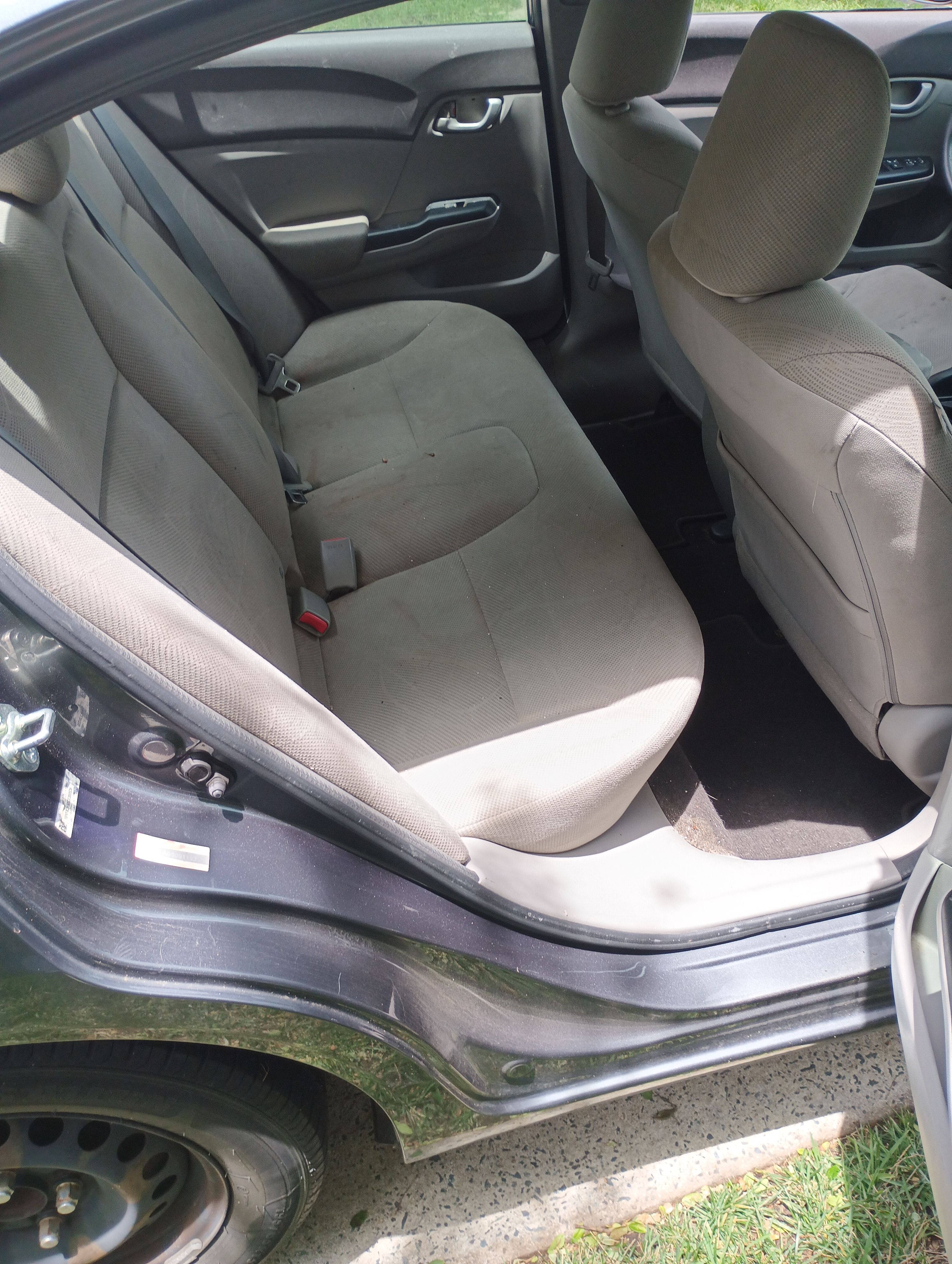 Used 2012 Honda Civic LX image 3