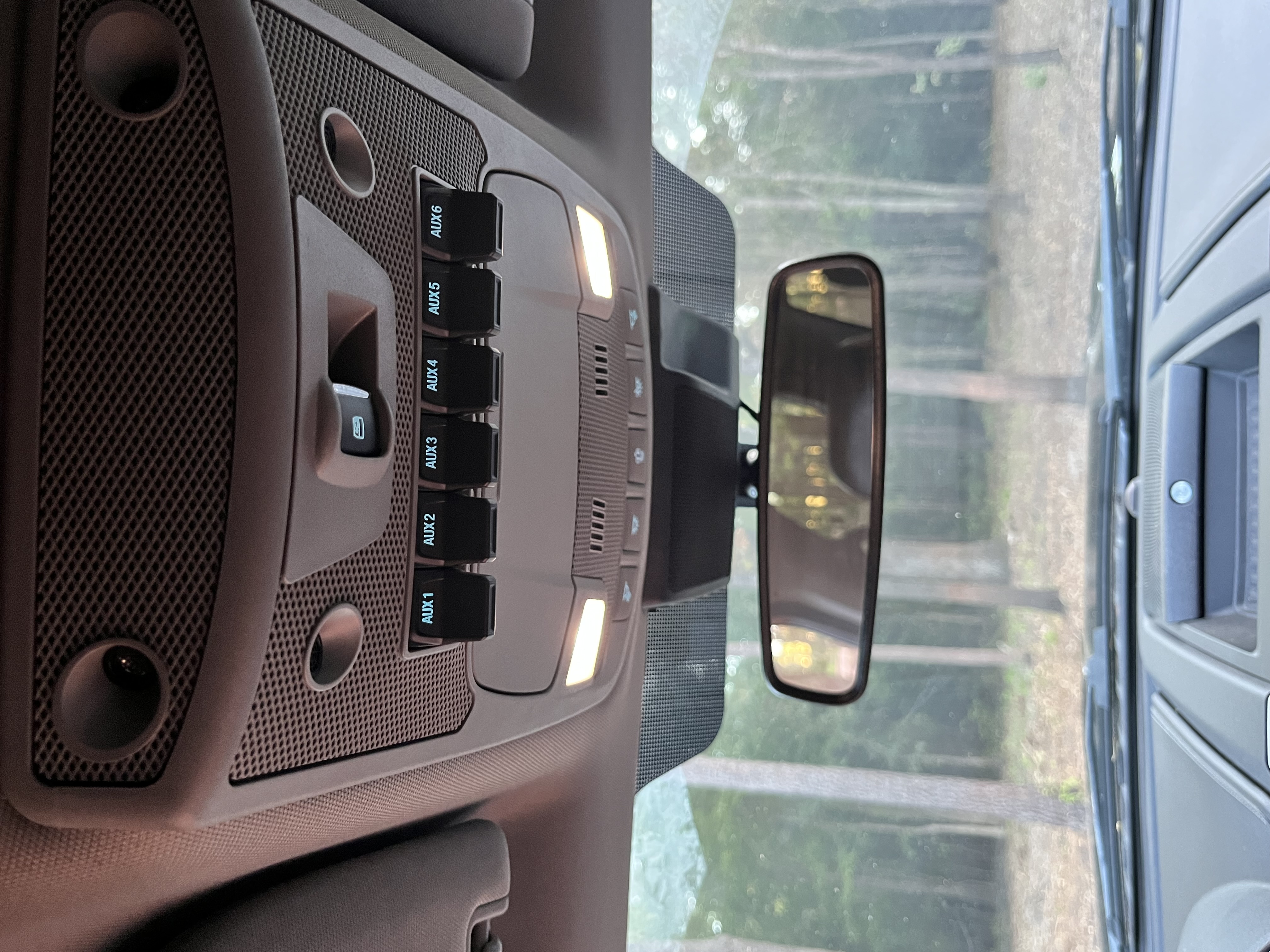 Used 2021 Ford F250 Lariat w/ Lariat Ultimate Package AWD/4WD image 21