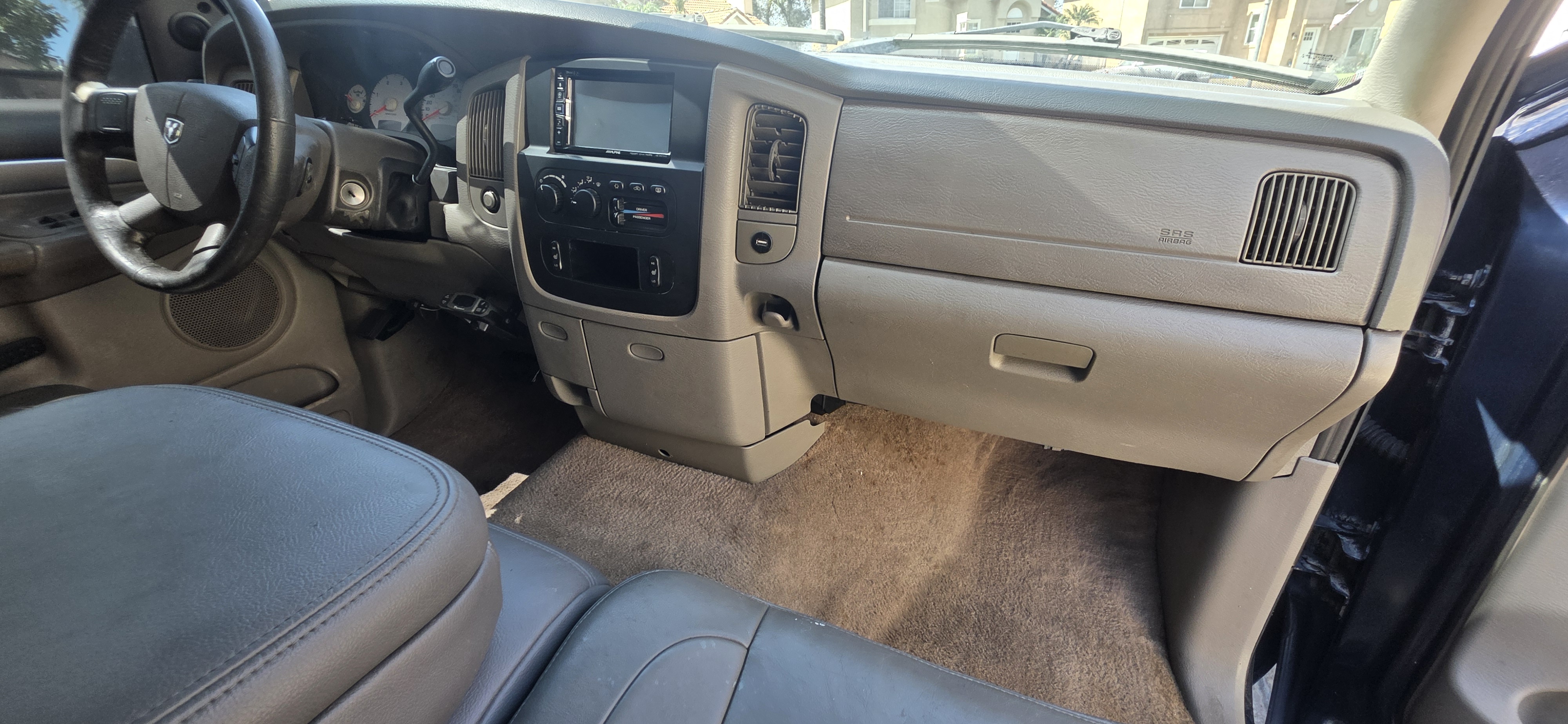 Used 2004 Dodge Ram 2500 Truck SLT w/ Trailer Tow Group RWD image 5
