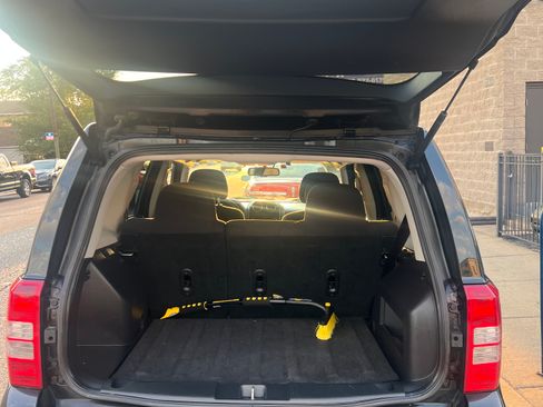 Used 2016 Jeep Patriot Sport w/ Power Value Group image 5