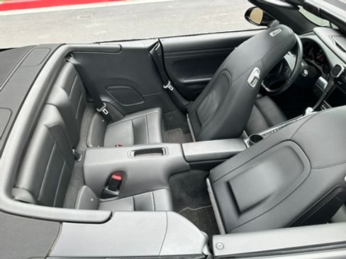 Used 2012 Porsche 911 Carrera RWD image 22