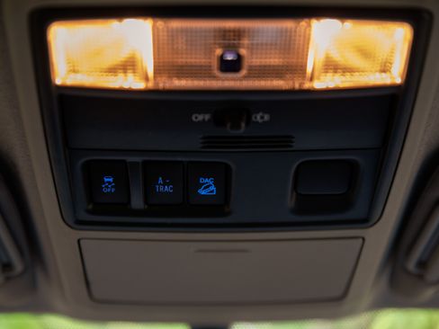 Used 2017 Toyota 4Runner SR5 image 11