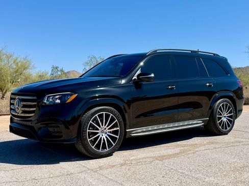 Used 2024 Mercedes-Benz GLS 580 4MATIC image 6