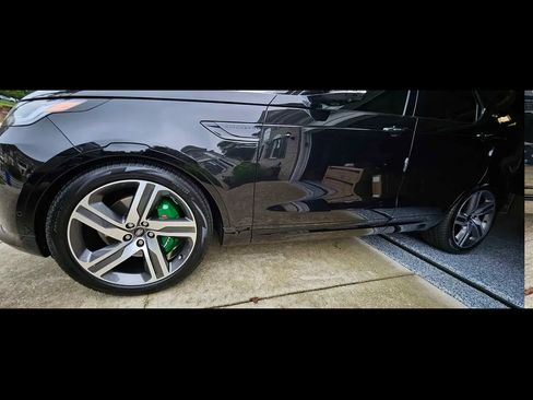 Used 2023 Land Rover Discovery HSE R-Dynamic image 8