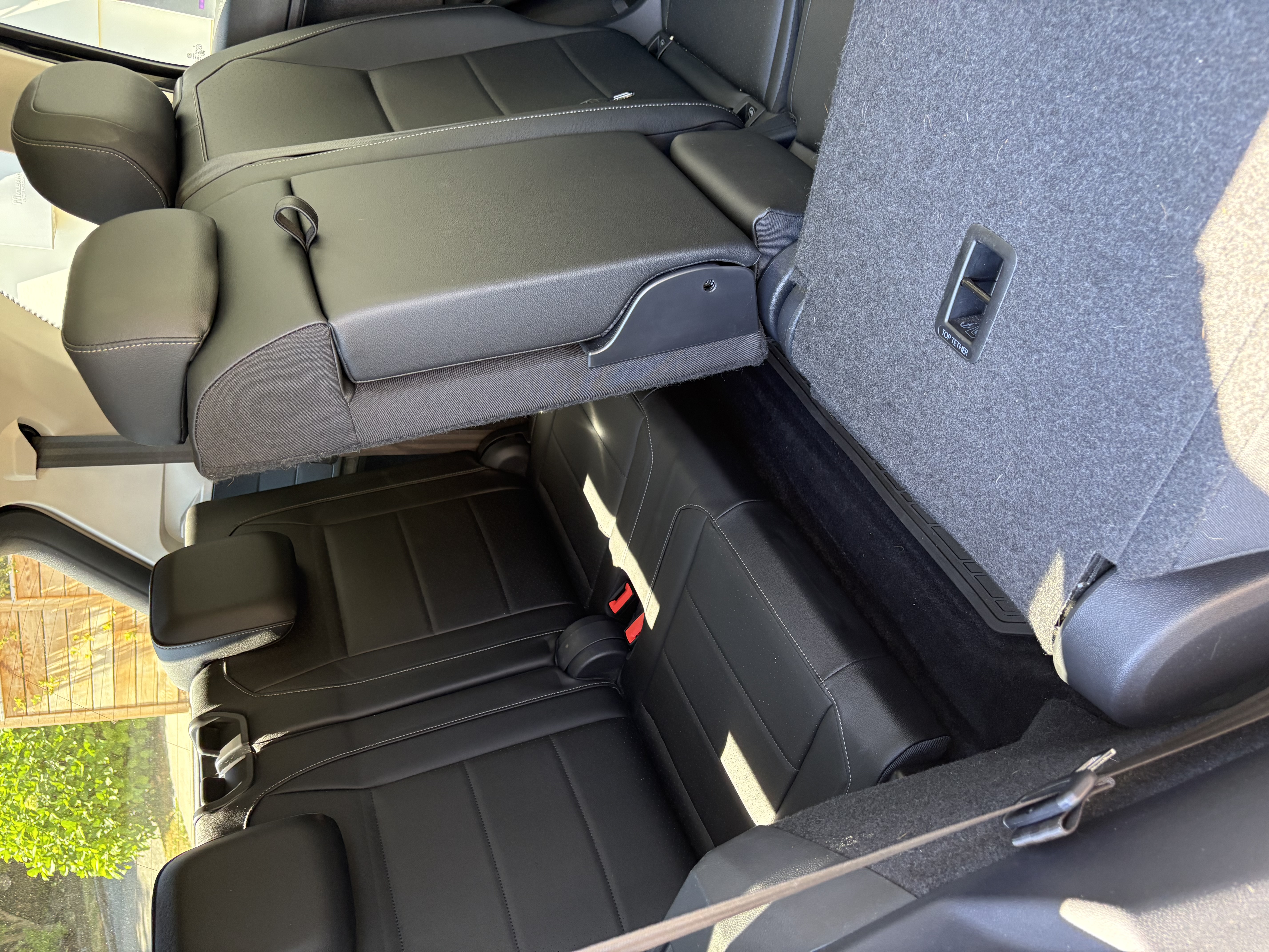 Used 2018 Volkswagen Tiguan SE w/ Panoramic Sunroof Package AWD/4WD image 13