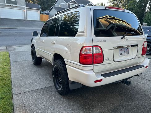 Used 2000 Lexus LX 470 4WD image 8