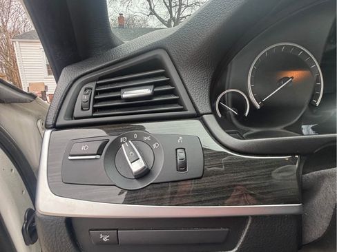 Used 2014 BMW 535i xDrive Sedan image 10