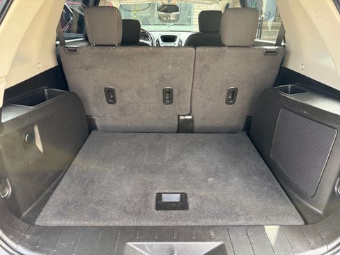 Used 2015 GMC Terrain SLE image 12