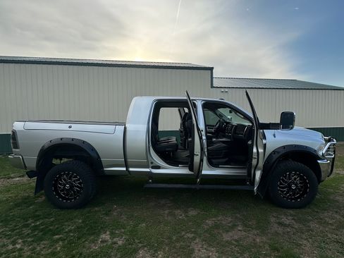 Used 2012 RAM 2500 Limited image 12