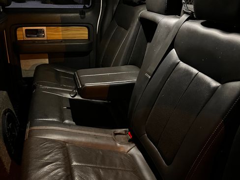 Used 2011 Ford F150 Lariat w/ Lariat Chrome Pkg image 11