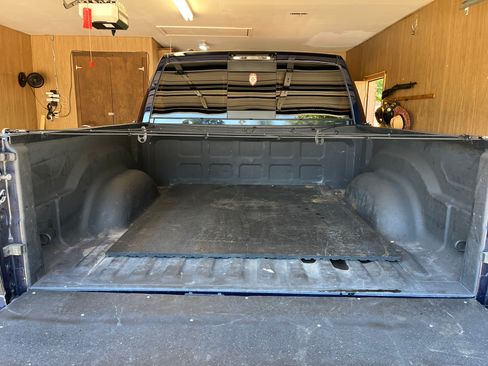 Used 2017 RAM 1500 Classic SLT w/ Luxury Group AWD/4WD image 30