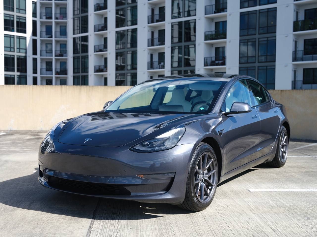 Used 2021 Tesla Model 3 Long Range AWD/4WD image 4