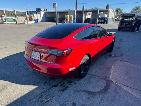 Used 2021 Tesla Model 3 Long Range image 2