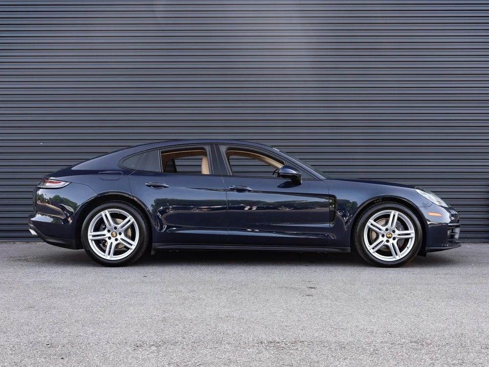 Used 2023 Porsche Panamera image 6