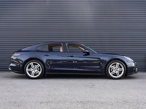 Used 2023 Porsche Panamera image 6