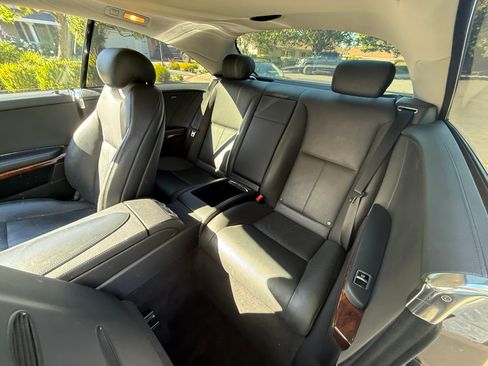 Used 2011 Mercedes-Benz CL 550 4MATIC image 5