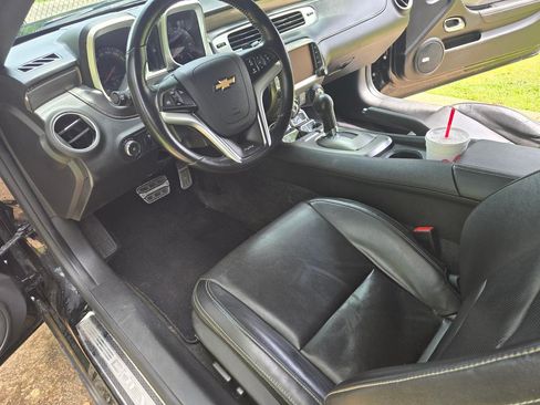 Used 2014 Chevrolet Camaro SS w/ RS Package image 13