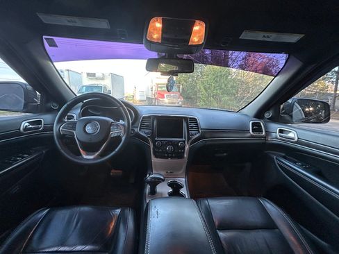 Used 2015 Jeep Grand Cherokee Limited image 9
