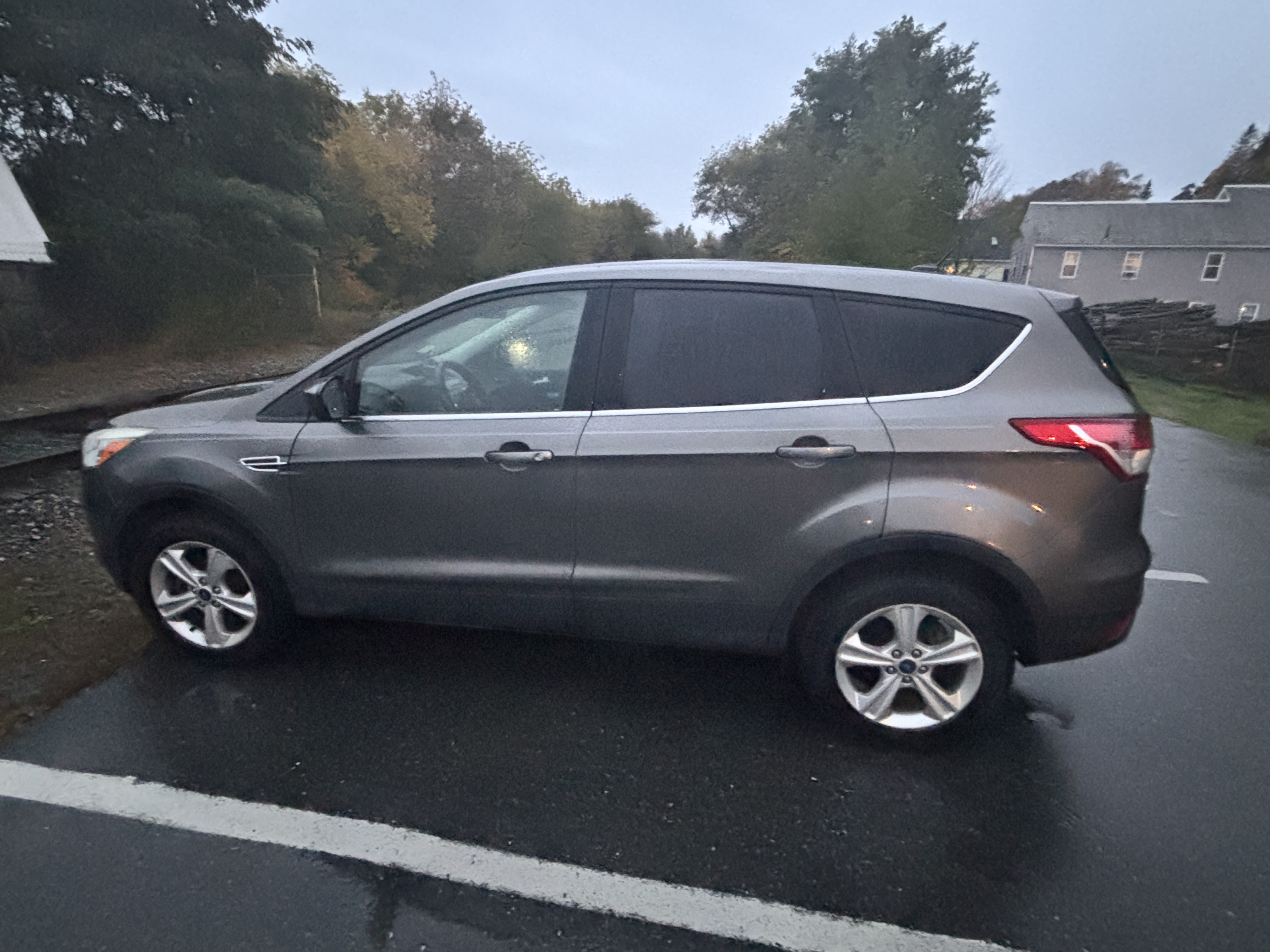 Used 2013 Ford Escape SE AWD/4WD image 6