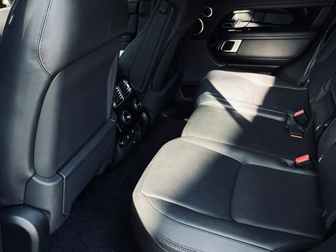 Used 2022 Land Rover Range Rover P525 Westminster Edition image 14