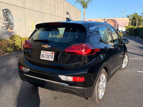 Used 2018 Chevrolet Bolt LT FWD image 4