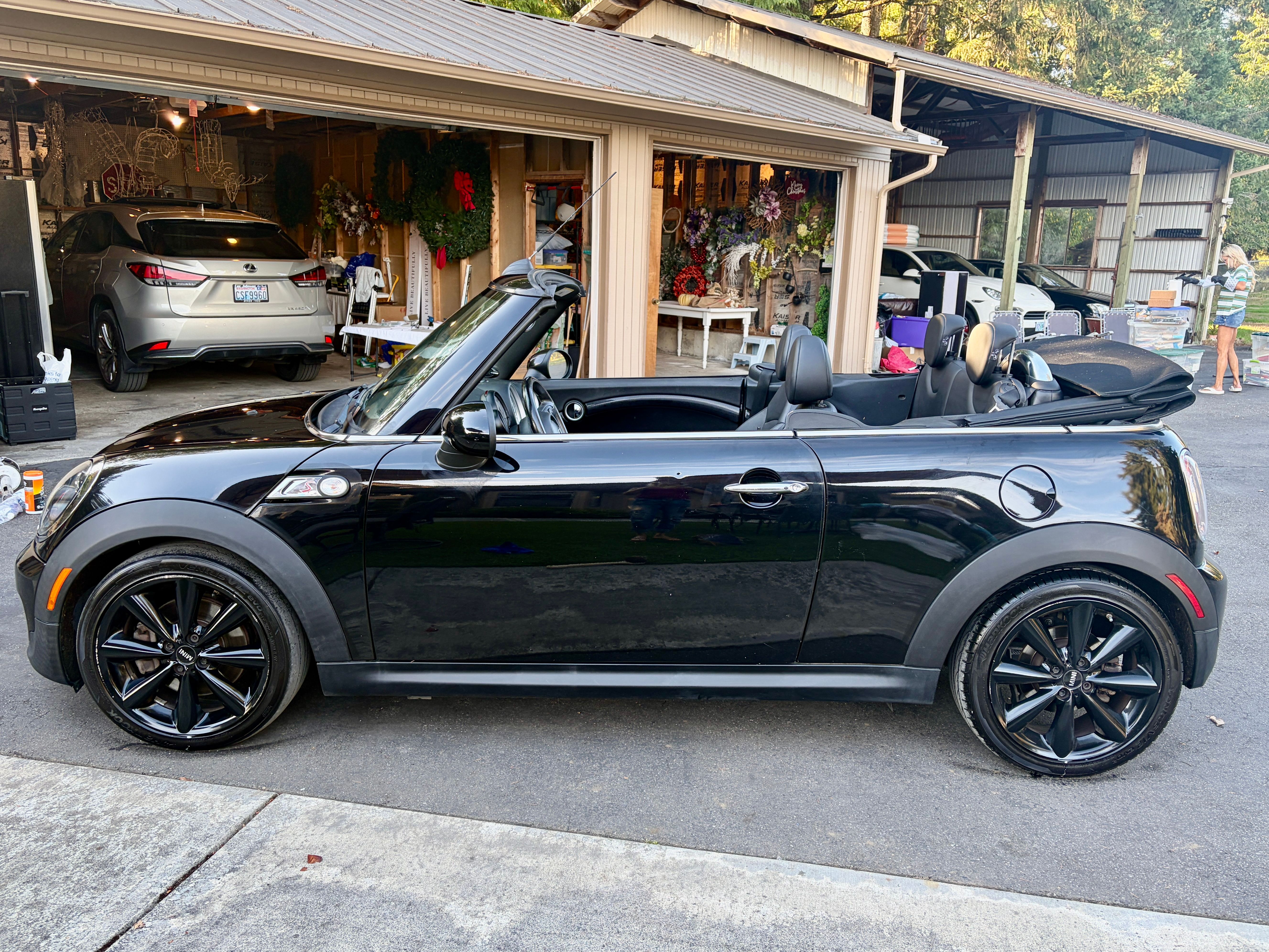 Used 2013 MINI Cooper S FWD image 2