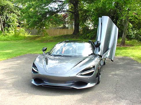 Used 2024 McLaren 750S Spider RWD image 20