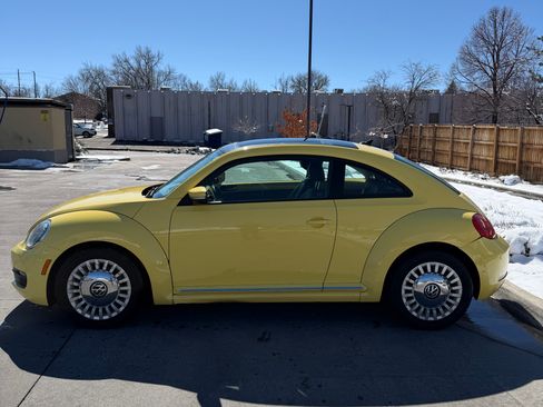 Used 2014 Volkswagen Beetle 1.8T image 9