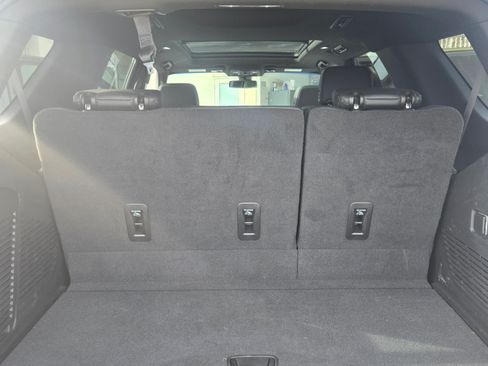 Used 2022 Chevrolet Tahoe Z71 w/ Z71 Off-Road Package image 19