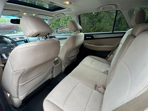 Used 2015 Subaru Outback 2.5i Premium AWD/4WD image 21