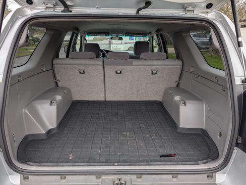 Used 2004 Toyota 4Runner Sport image 5