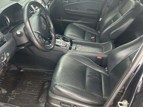 Used 2017 Honda Pilot Touring image 4