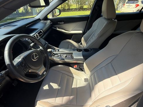 Used 2015 Lexus IS 250 image 8