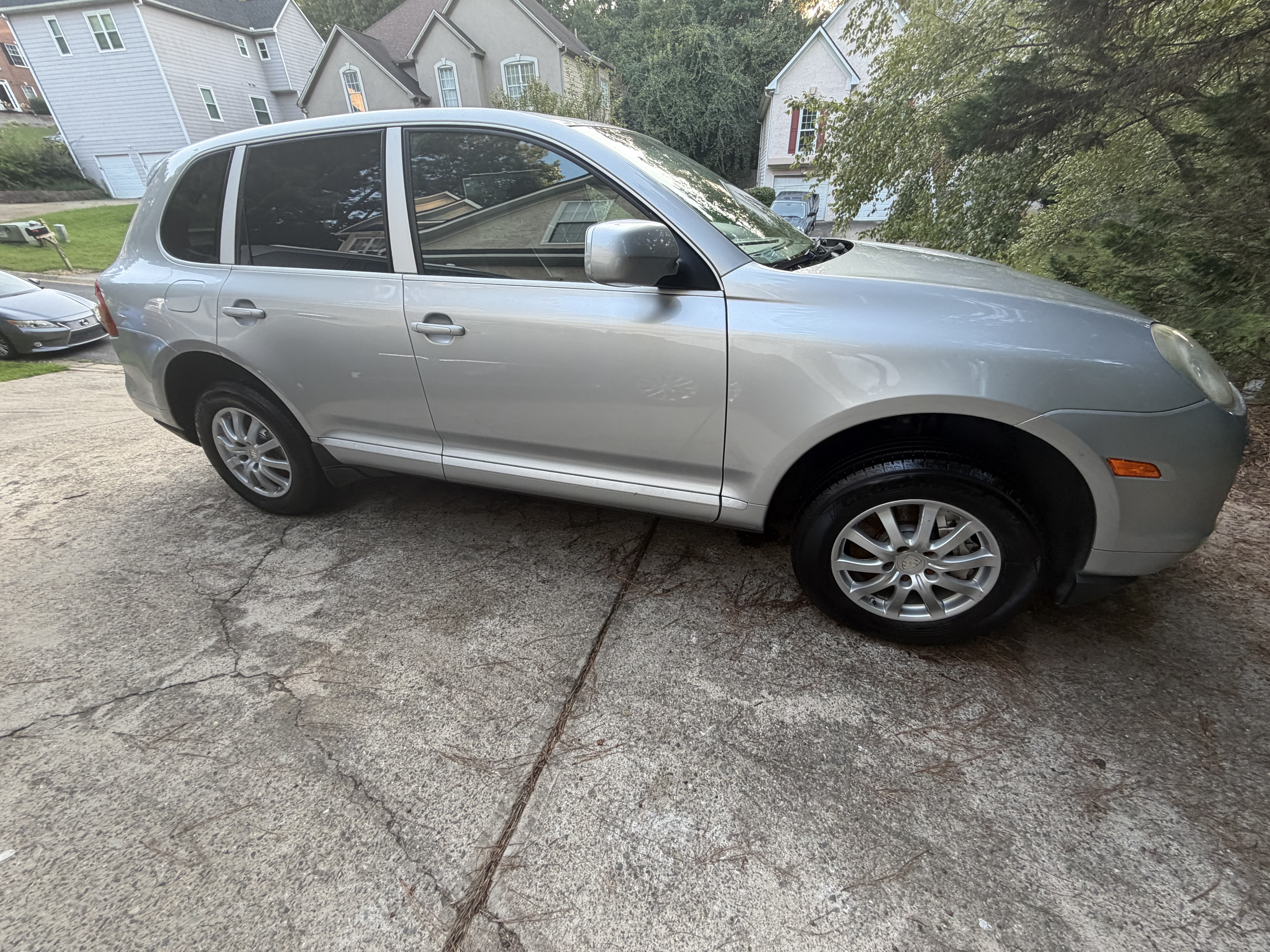 Used 2009 Porsche Cayenne S AWD/4WD image 13