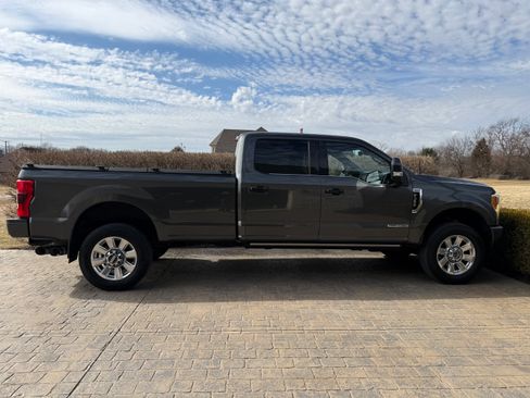 Used 2018 Ford F350 Platinum image 5