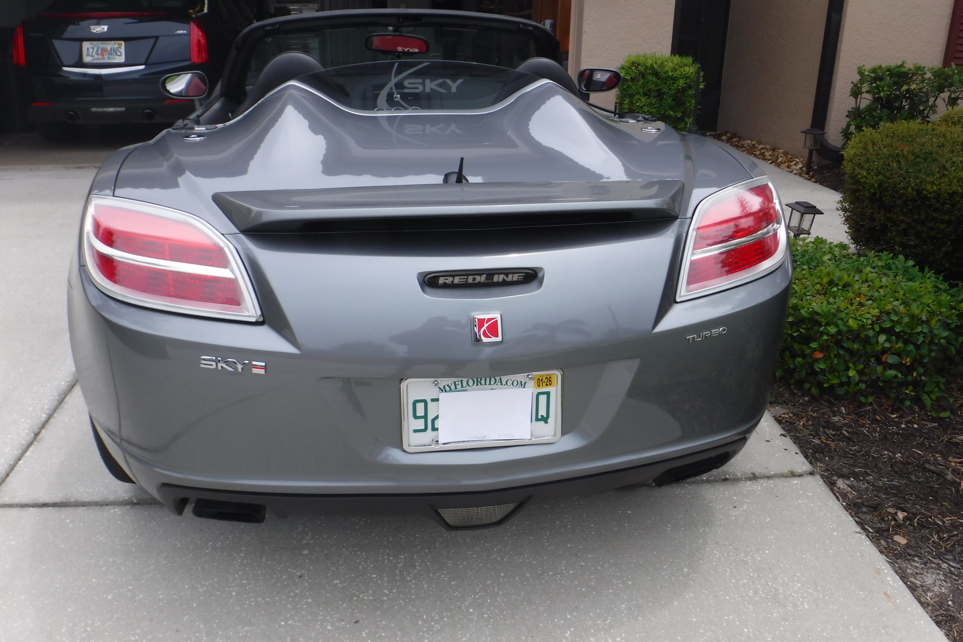 Used 2007 Saturn Sky Red Line RWD image 5