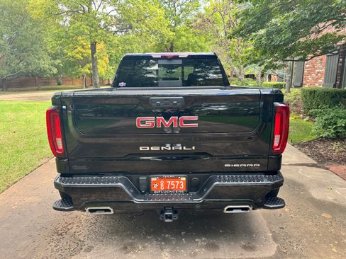 Used 2024 GMC Sierra 1500 Denali image 4