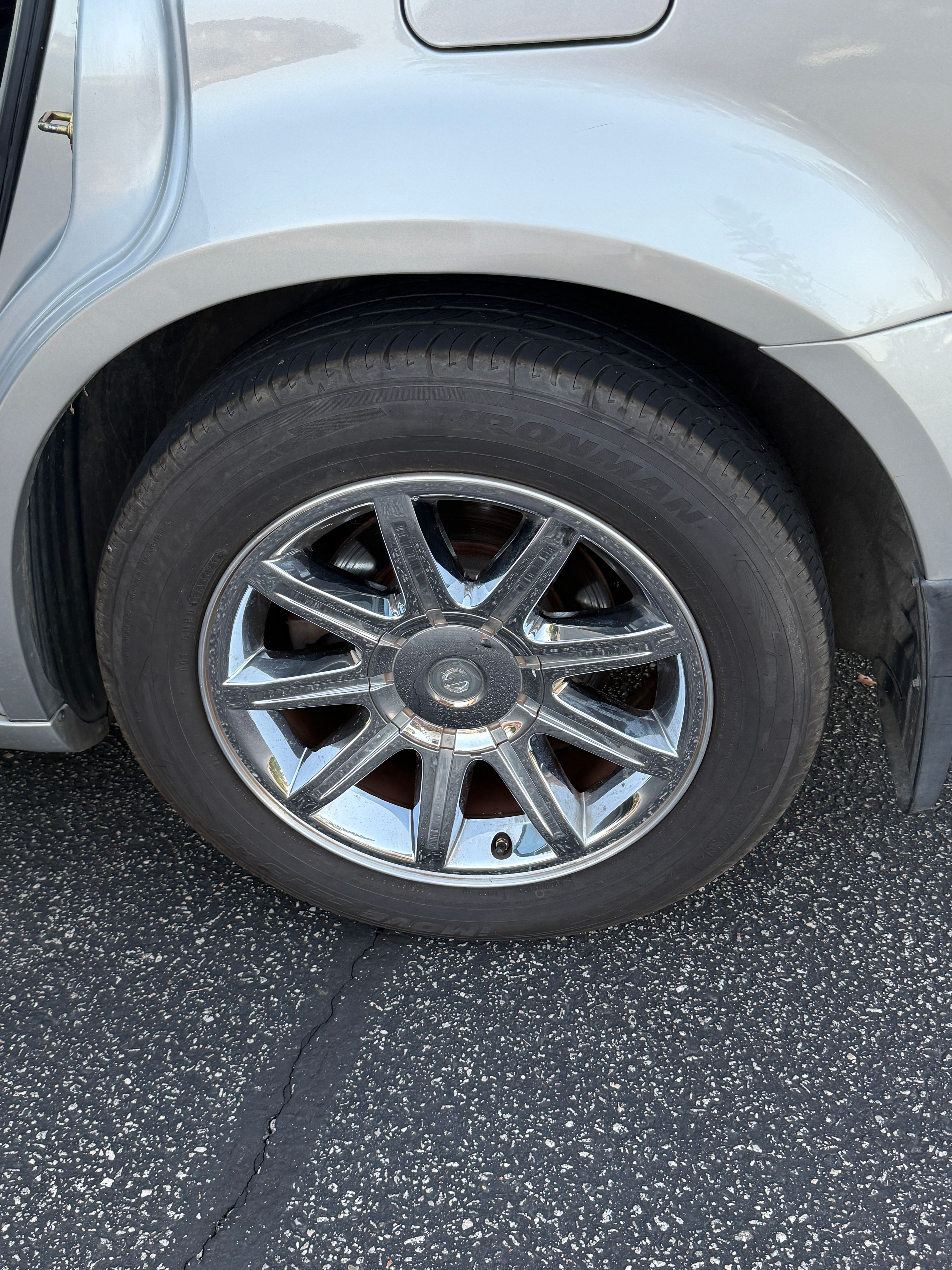 Used 2006 Chrysler 300 C RWD image 9
