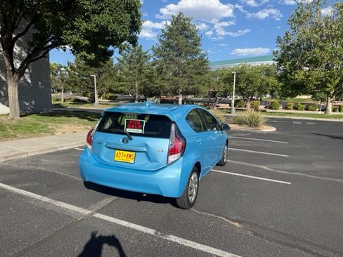 Used 2015 Toyota Prius C Two FWD image 11