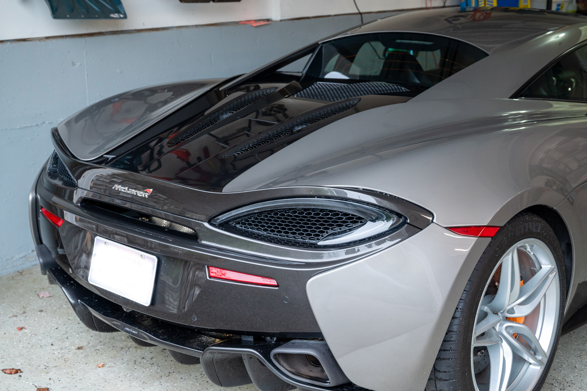 Used 2017 McLaren 570S Coupe RWD image 15