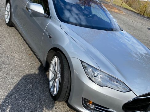 Used 2014 Tesla Model S P85D image 9