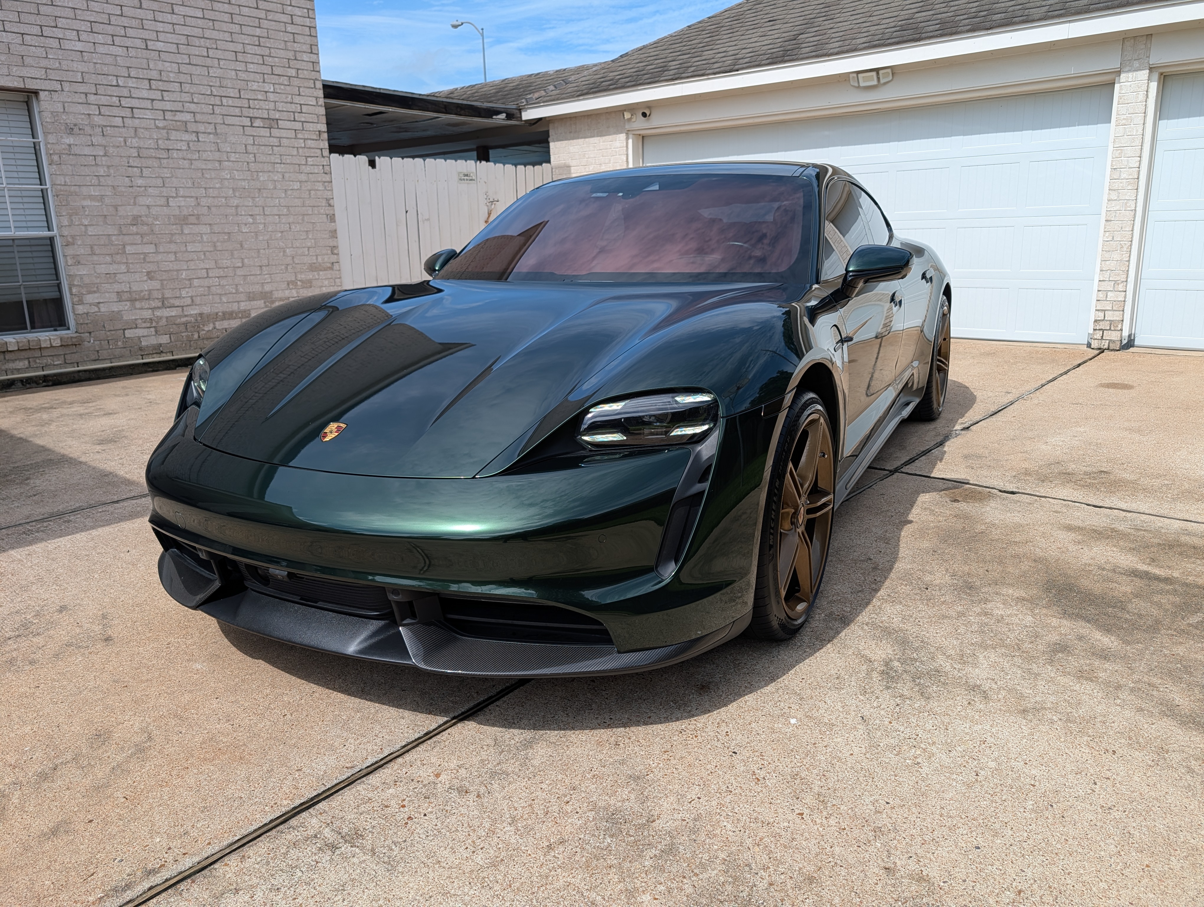 Used 2021 Porsche Taycan Turbo S AWD/4WD image 4