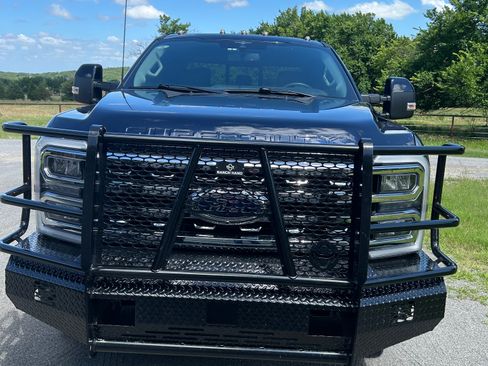 Used 2023 Ford F350 Lariat AWD/4WD image 1