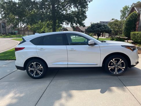 Used 2024 Acura RDX SH-AWD w/ Advance Package image 2