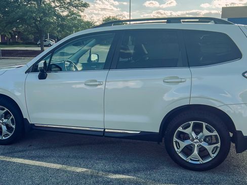 Used 2018 Subaru Forester 2.5i Touring w/ Popular Package #2 AWD/4WD image 5