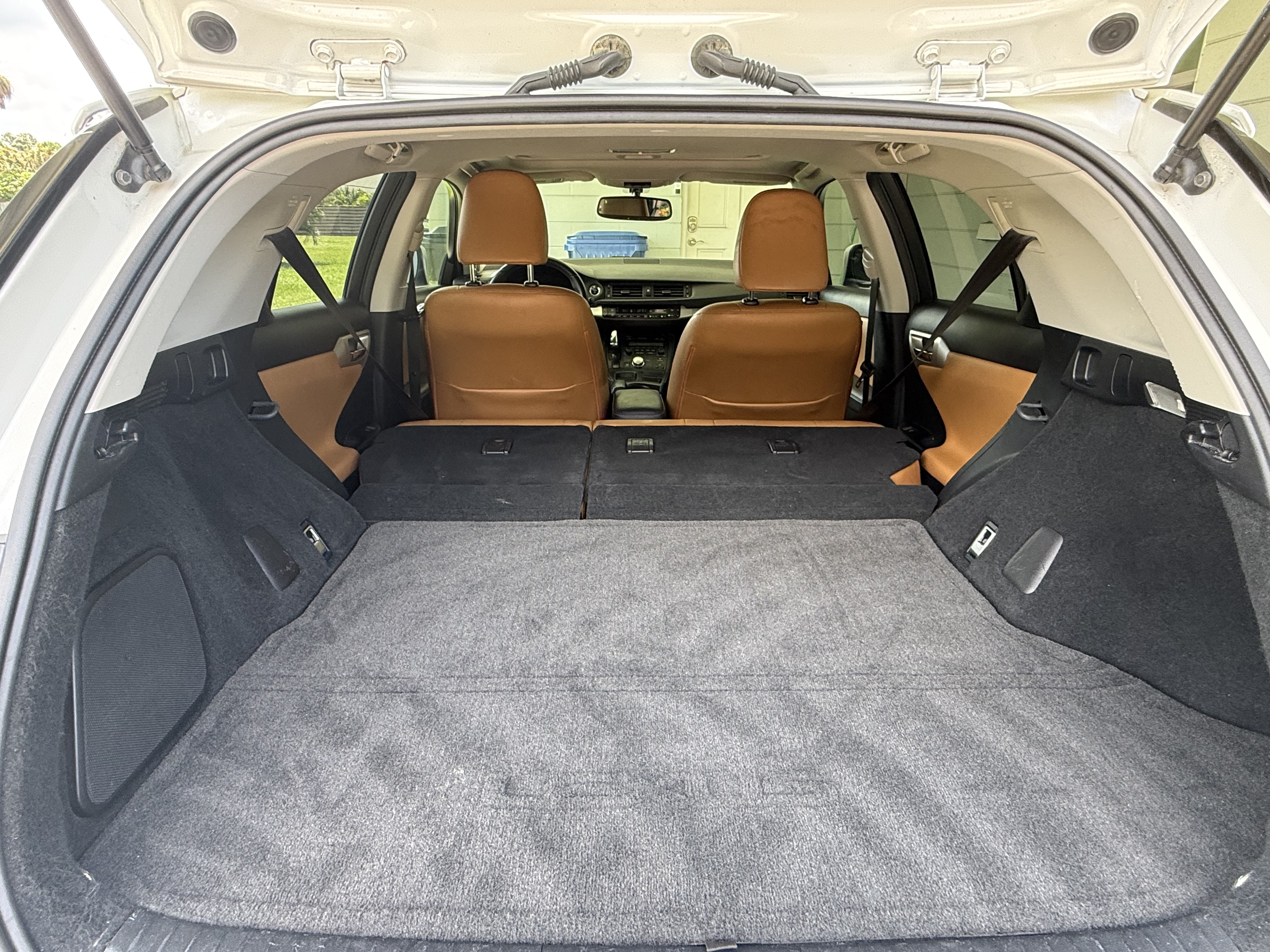 Used 2013 Lexus CT 200h w/ Premium Pkg w/Backup Camera FWD image 24