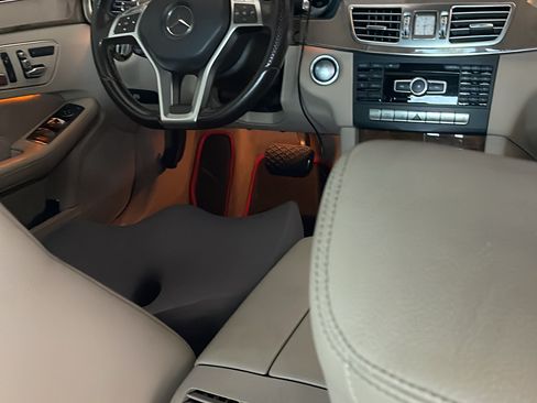 Used 2014 Mercedes-Benz E 350 Sedan image 15