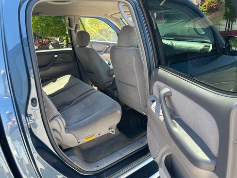 Used 2006 Toyota Tundra SR5 w/ All Weather Guard Pkg RWD image 8